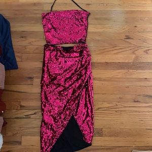 Never Worn Sequin Two 2 Piece Outfit Halter Crop and Skirt w Slit size small